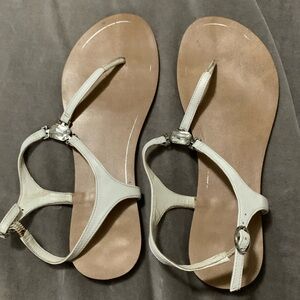 Kelly & Katie 7.5 white